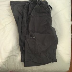 Grey scrub bottom XS